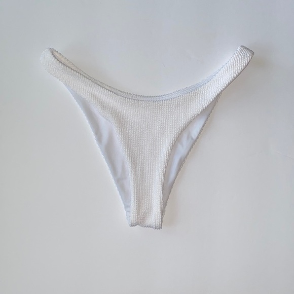 Daily Drills Wavy Bikini Top and Bottom Set in White - Picture 8 of 10